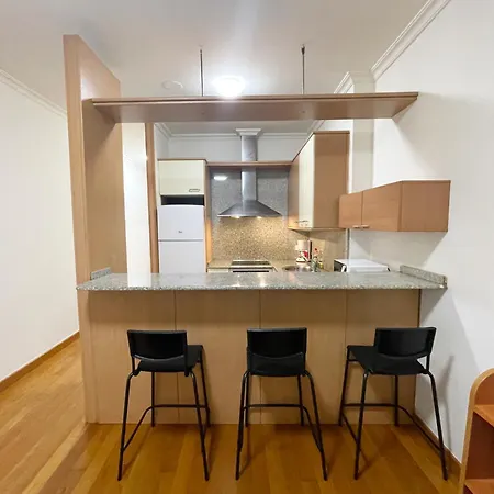 Daire Estudio En Velazquez Moreno 40 1ºb Vigo