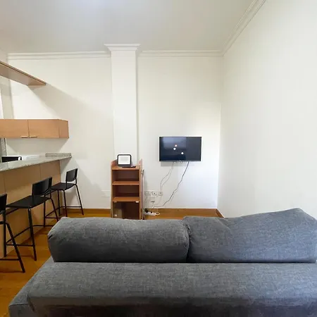 Daire Estudio En Velazquez Moreno 40 1ºb *